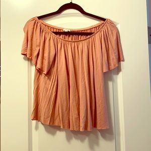 Rose shirt with flutter sleeves